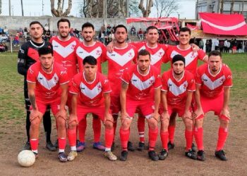 Barrio Sur le ganó a Sarandí y sigue liderando todo en la B