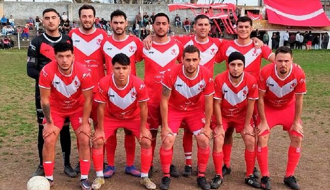 Barrio Sur le ganó a Sarandí y sigue liderando todo en la B