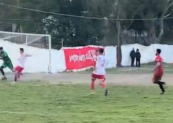 Barrio Sur goleó y se mantiene a tope del Clausura y la Anual