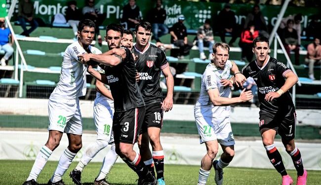 Plaza Colonia perdió con River Plate y se hunde cada vez más en el promedio del descenso