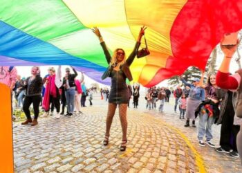 Miles de personas participaron de la Marcha de la Diversidad en Colonia