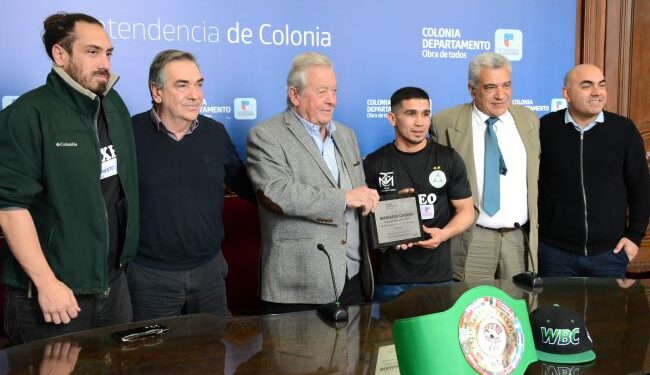La Intendencia de Colonia reconoció al Campeón Sudamericano Ruben “Mariachi” Casero