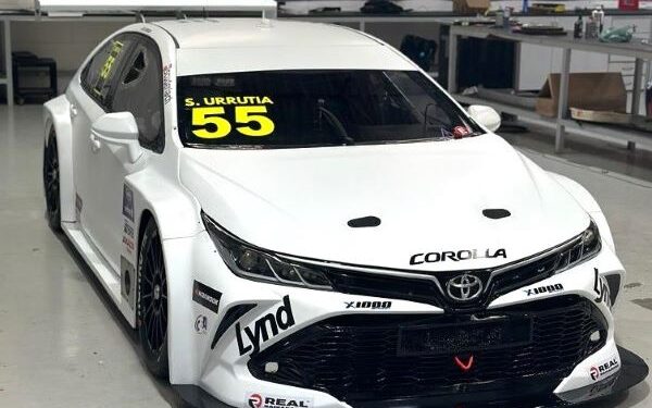 Urrutia corre Stock Car en Brasil invitado por la Scudería Chiarelli
