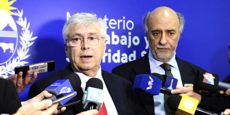 Gobierno otorgará seguros de paro parciales para el sector hotelero