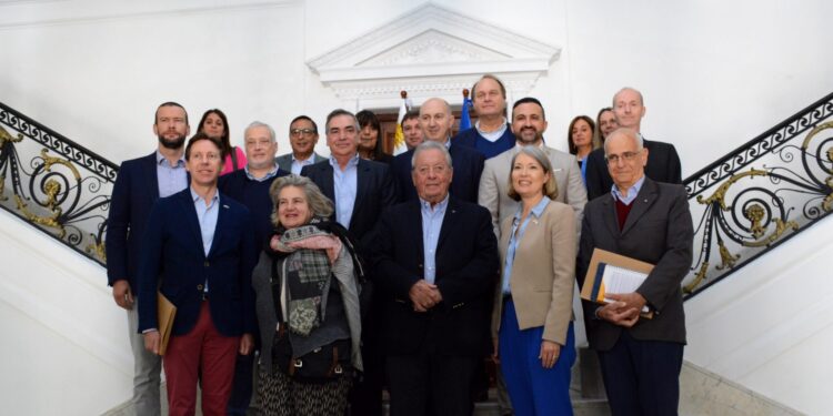 El Intendente Carlos Moreira recibió a embajadores de la Unión Europea