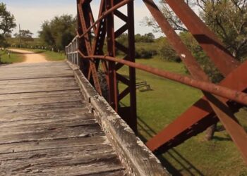Comienzan acciones para la restauración del Puente Negro en La Paz
