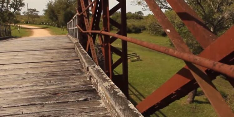 Comienzan acciones para la restauración del Puente Negro en La Paz