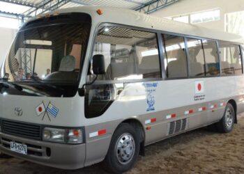 Centro El Tornado recibió ómnibus de la Embajada de Japón