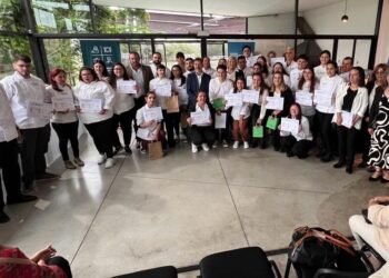 Más de 50 alumnos se graduaron en el Instituto de Hotelería y Gastronomía de Colonia