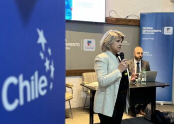 Charla en Colonia sobre oportunidades de negocios con Chile