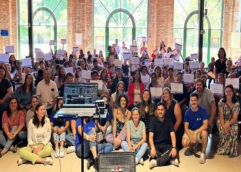 Participantes del programa Accesos recibieron sus certificados de egresos