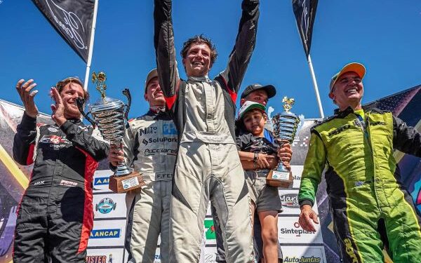 Joaquín Cafaro se quedó con el título 2023 en Superturismo y es el campeón más joven de la historia