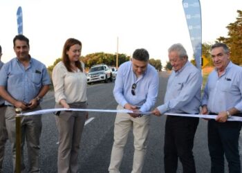 Autoridades departamentales y nacionales inauguraron oficialmente las obras sobre la Ruta 83