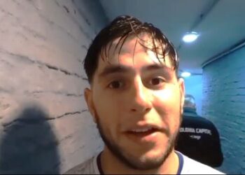 “Un lindo partido, un error nos costó el gol, pero nos quedan 90 minutos para darlo vuelta en casa”