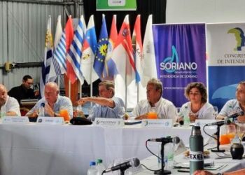 Congreso de Intendentes sesionó en la Expoactiva Nacional de Soriano
