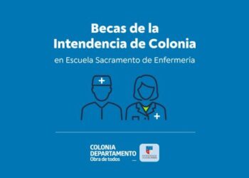 Departamento de Desarrollo Humano y Juventud inscribe para becas en la Escuela Sacramento de Enfermería