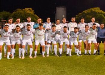 Paysandú ganó allá y ahora Colonia lo deberá dar vuelta el domingo en casa