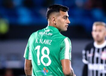 El Racing de Eduardo Espinel debutó en la Copa Conmebol Sudamericana con un empate ante Corinthians