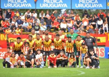 Progreso ganó y alcanzó a Peñarol en la punta del Torneo Apertura