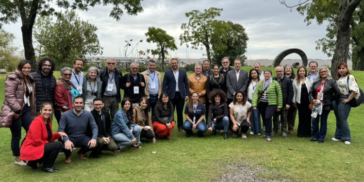 Participantes del Foro Pymes de la IILA visitaron Colonia del Sacramento