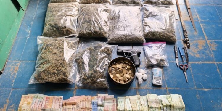 Policía incautó más de tres kilos de marihuana en la ciudad de Carmelo