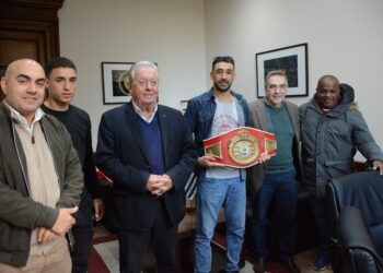 Matías Ferreira recibido por el Dr. Moreira en la Intendencia de Colonia