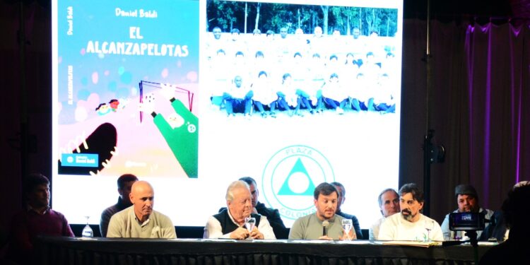 Se presentó en AFE “El Alcanzapelotas” del escritor coloniense Daniel Baldi