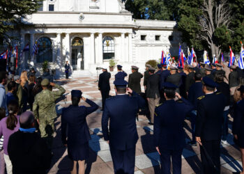 Acto conmemorativo por un nuevo aniversario de la Jura de la Constitución