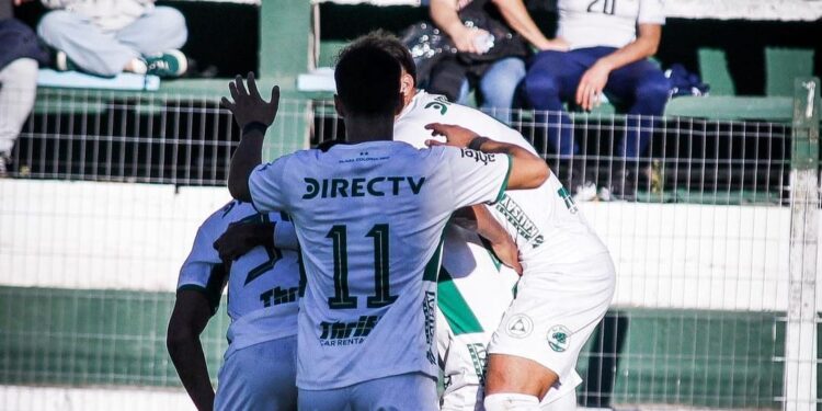 Plaza Colonia y Juventud de Las Piedras empataron 1-1 en el Prandi