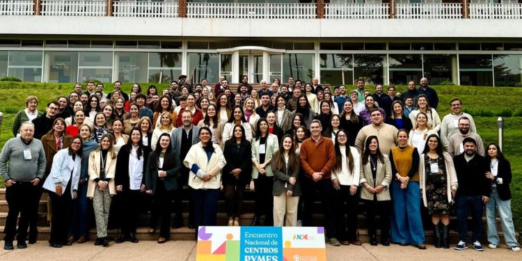 Se realizó en Minas el tercer Encuentro Nacional de Centros Pymes