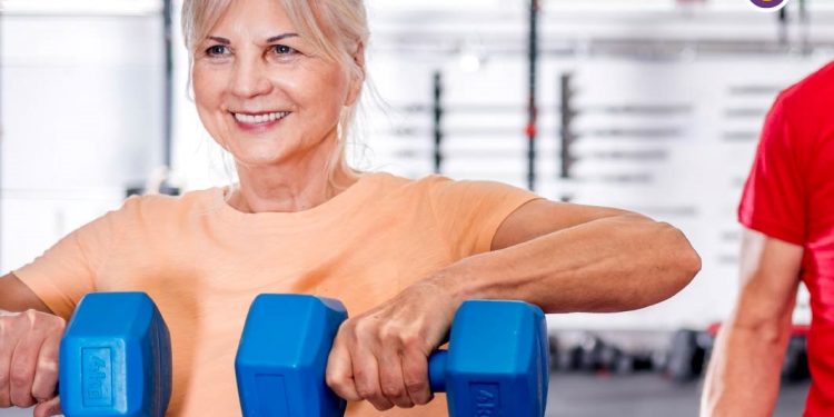 Bienestar se suma al Octubre de Rosa con clases de gimnasia gratuitas para socios y todo público