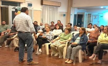 Alfredo Martínez habló en Ombúes sobre plebiscitos y propuestas locales