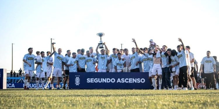 Montevideo City Torque vuelve a la Primera División de AUF