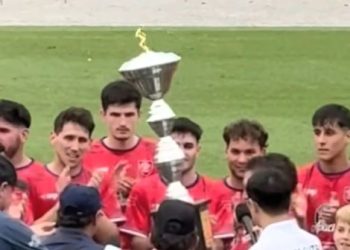 Juventud goleó 4-0 a Peñarol y se quedó por segunda vez con la Copa Colonia