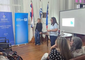 Charla sobre Salud Mental en la ciudad de Carmelo