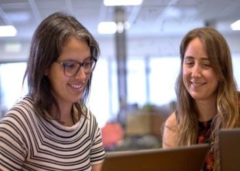 Ceibal ofrece capacitación en tecnologías de la información a jóvenes del interior
