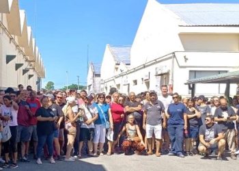 “Estamos muy tristes, no es un modo de tratar a los trabajadores y al país”