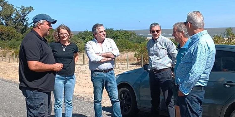 Guillermo Rodríguez recorrió balnearios de la zona Este del departamento