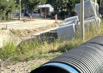 Avanza el acordonado y entubado de la calle José Vico en Los Nogales