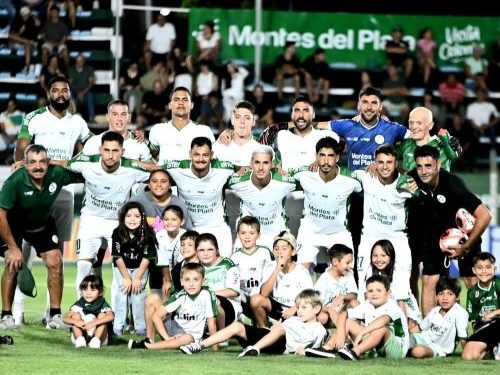 Plaza sumó su segunda victoria al hilo ganándole 2-0 a Wanderers en el Prandi