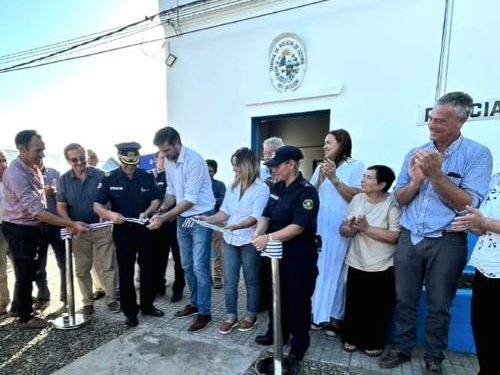 Ministro Nicolás Martinelli dejó reinaugurada la Comisaría de Cufré