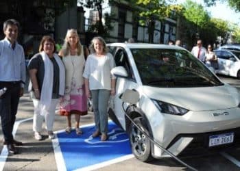 UTE inauguró nuevo punto de carga en la ciudad de Nueva Helvecia