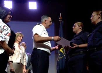 Ministerio del Interior reconoció a dos policías que le salvaron la vida a una mujer en Colonia del Sacramento