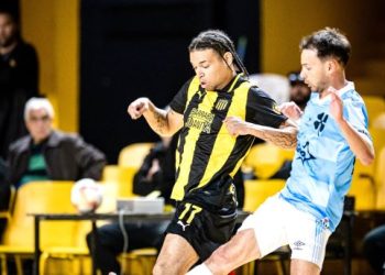 Old Christians cayó 6-4 con Peñarol en Montevideo