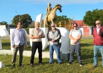 Zimmer recorrió la ciudad de Juan Lacaze y se reunió con el Alcalde Bentancor