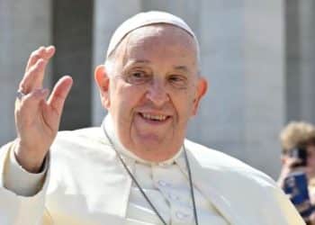 El Papa Francisco regresó este lunes “a la casa del Padre”