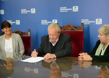 Intendencia de Colonia firmó Convenio con la Asociación Civil ICOMOS Uruguay