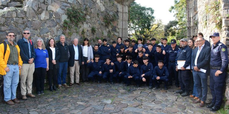Colonia del Sacramento inicia la recuperación del puente y el portón de campo del Barrio Histórico