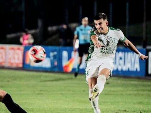 Agónico empate de Plaza Colonia 2-2 con Cerro en el Estadio Suppici