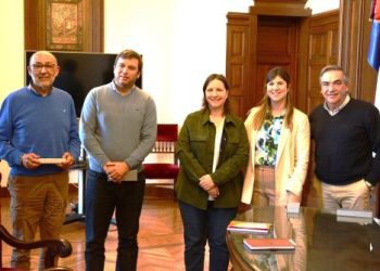 Intendencia y Primaria coordinan acciones para fortalecer trabajos